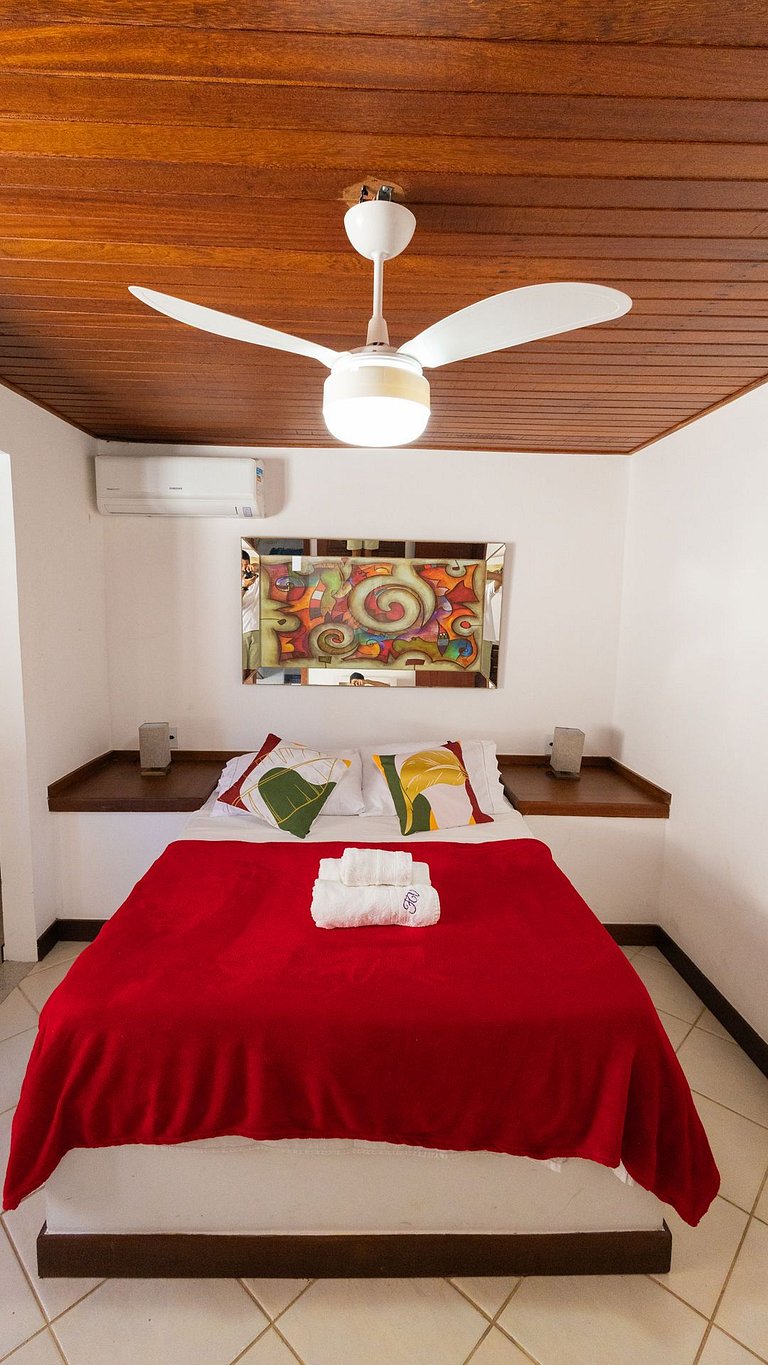 Casa com Piscina em Búzios, 100m Geribá