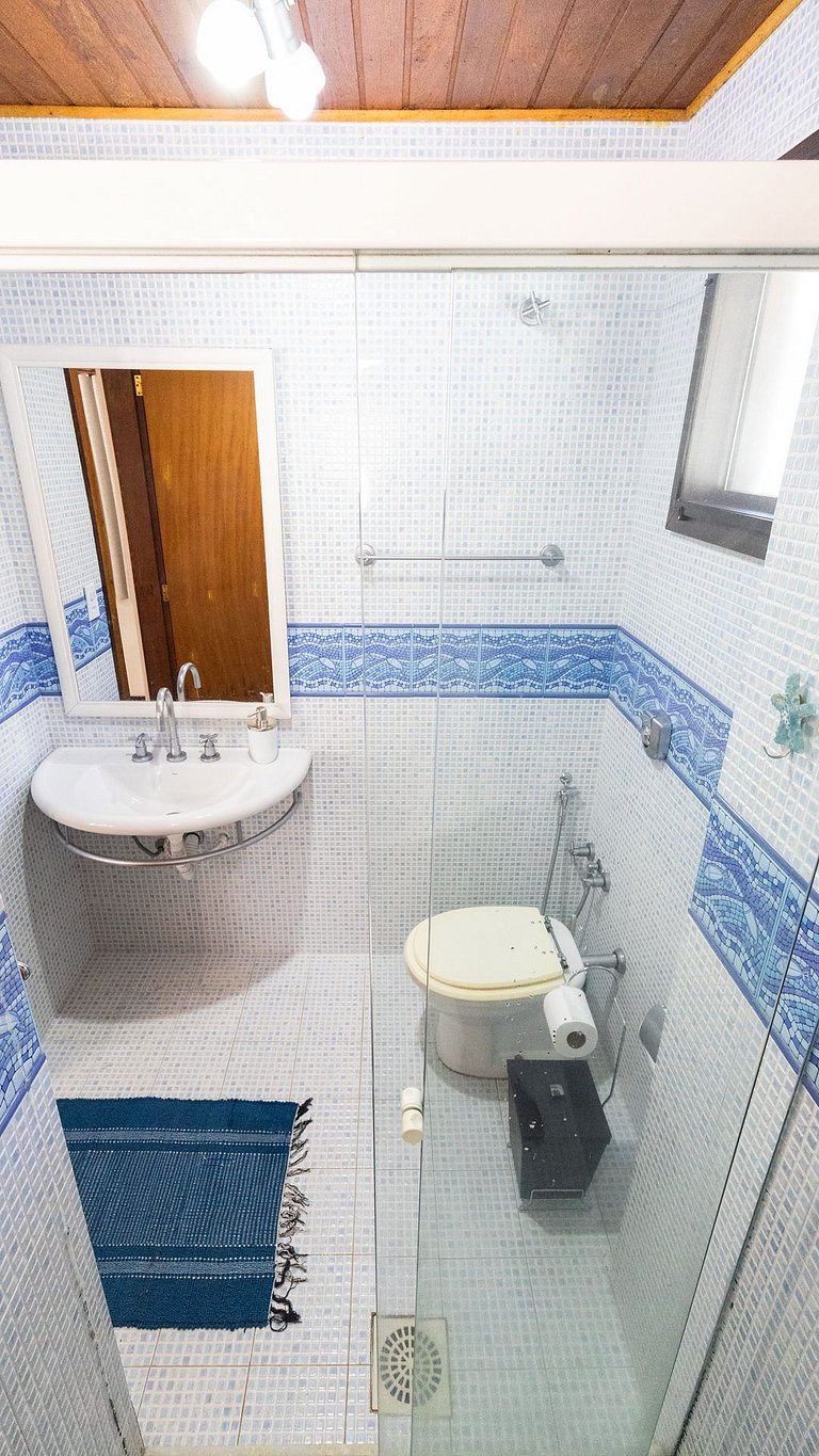 Casa com Piscina em Búzios, 100m Geribá
