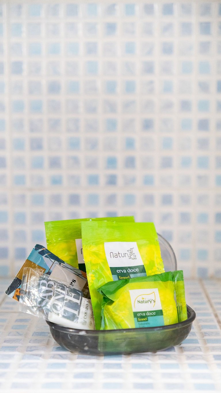 Casa com Piscina em Búzios, 100m Geribá