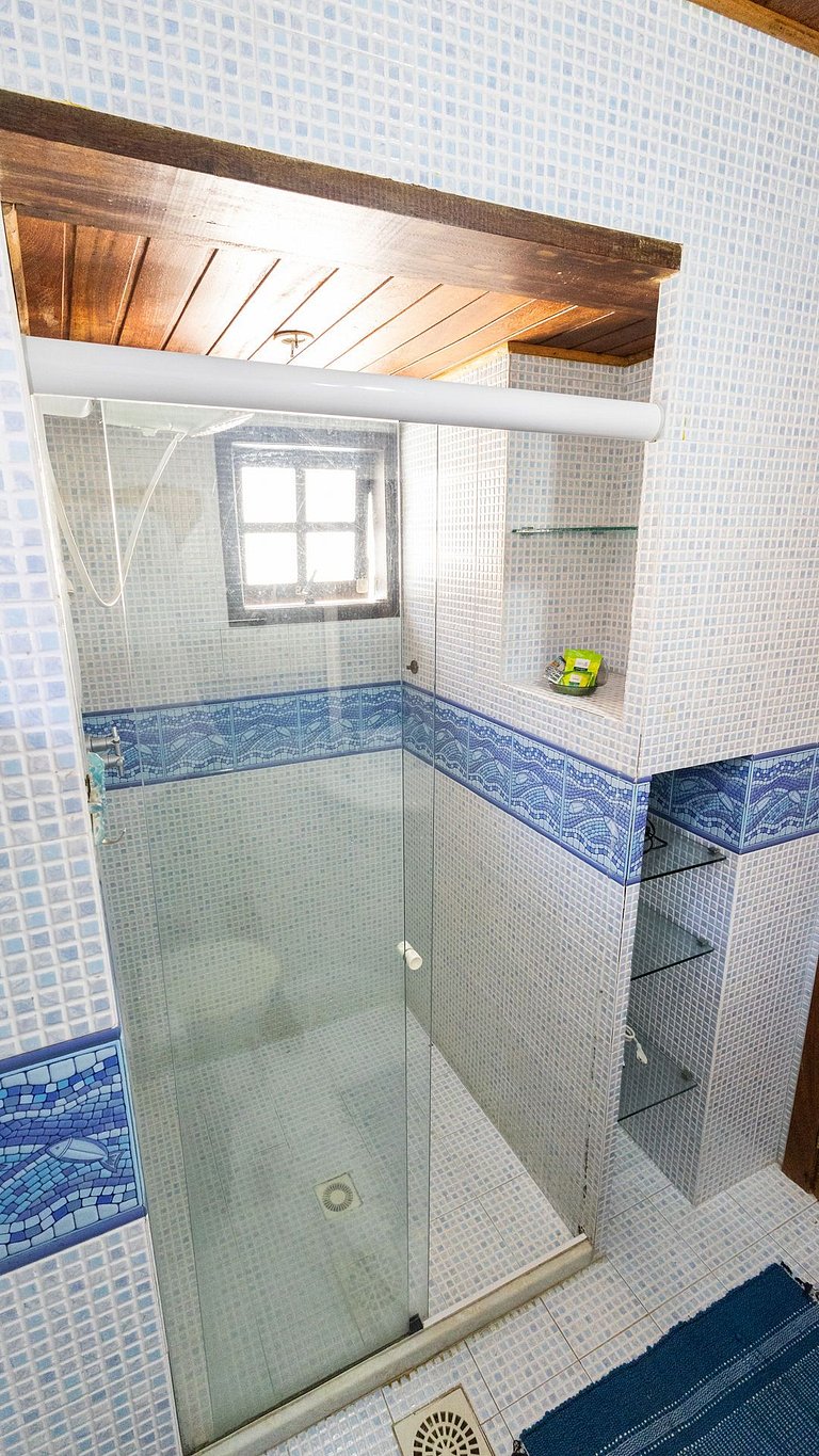 Casa com Piscina em Búzios, 100m Geribá