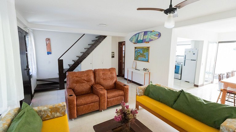 Casa com Piscina em Búzios, 100m Geribá