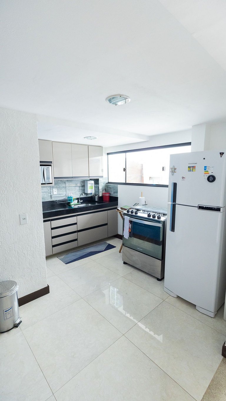 Casa com Piscina em Búzios, 100m Geribá