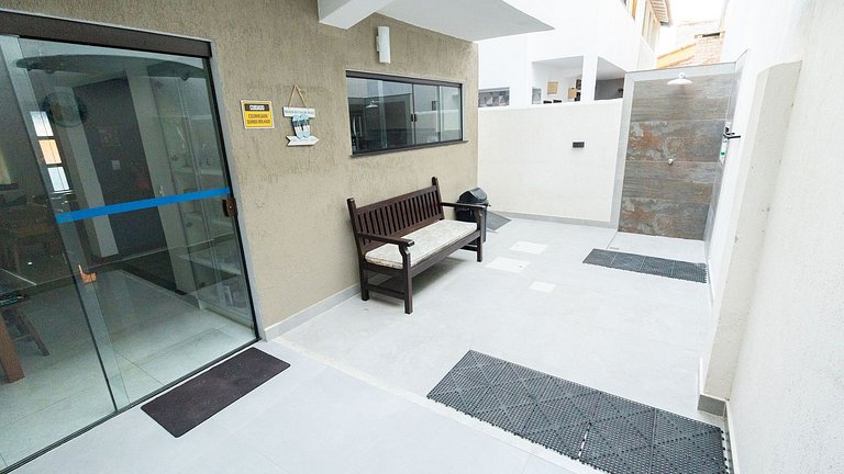 Casa com Piscina em Búzios, 100m Geribá