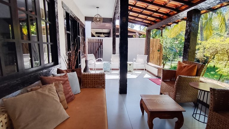 Casa 100m Geriba e 400m Ferradurinha com Piscina
