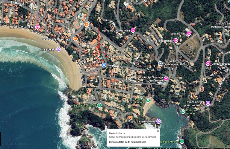Casa 100m Geriba e 400m Ferradurinha com Piscina